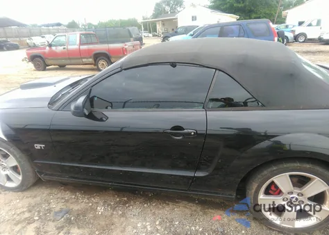 2007 Ford Mustang Gt Deluxe/Gt Premium z USA, uszkodzony, nr VIN 1ZVHT85H675258993